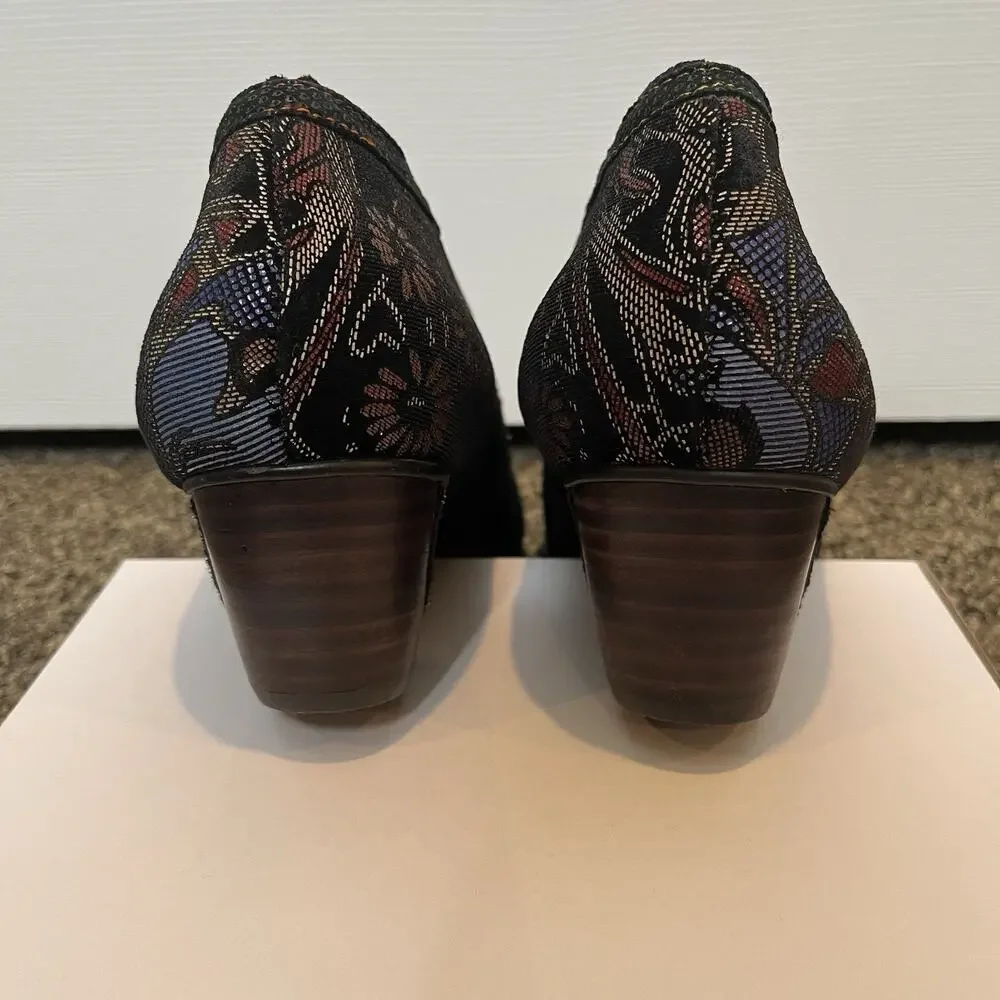L’Artiste Spring Step Samantha Pump 2